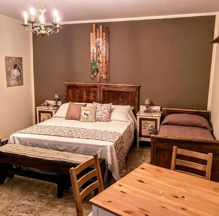 Anticacascina Bed and Breakfast Quarto  Buitenkant foto